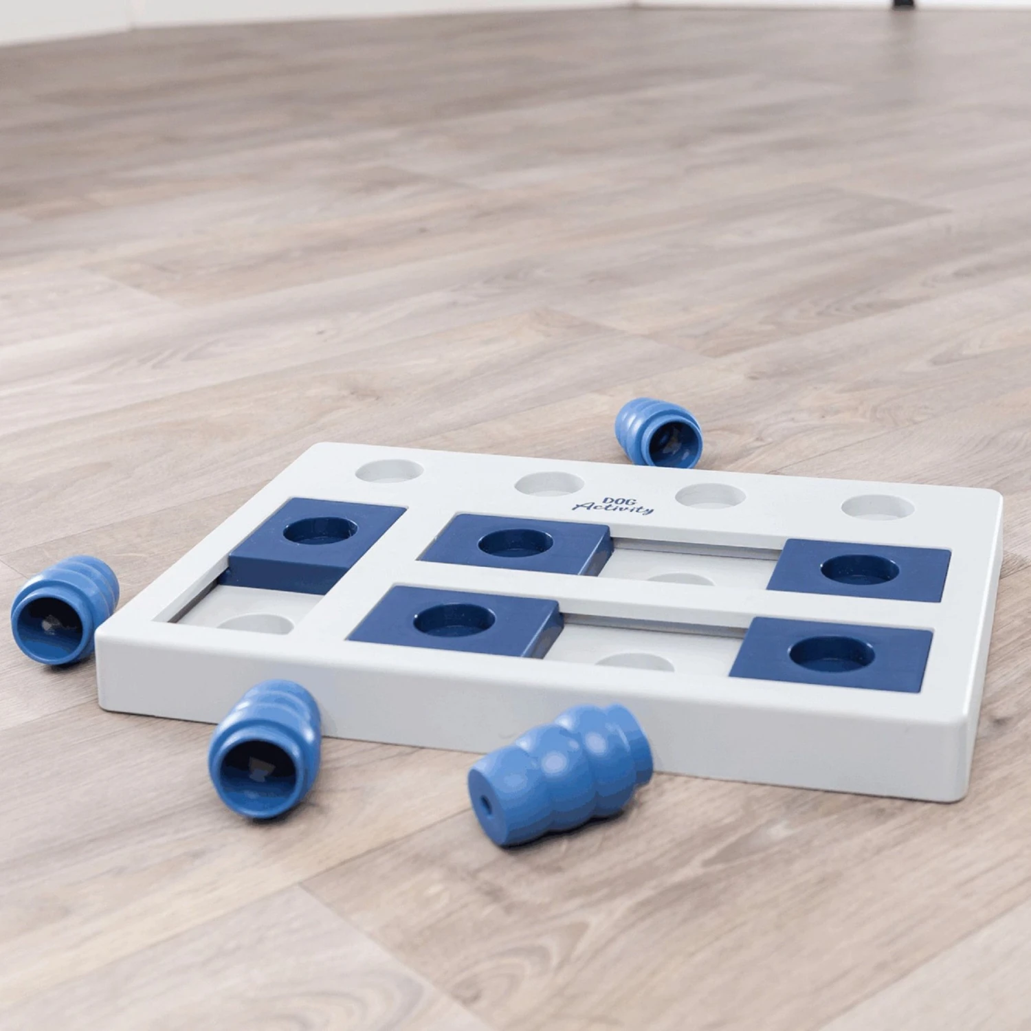 TRIXIE Chess Activity Strategy Game Dog Toy 10 TRIXIE Chess Activity Strategy Game Dog Toy - Image 8