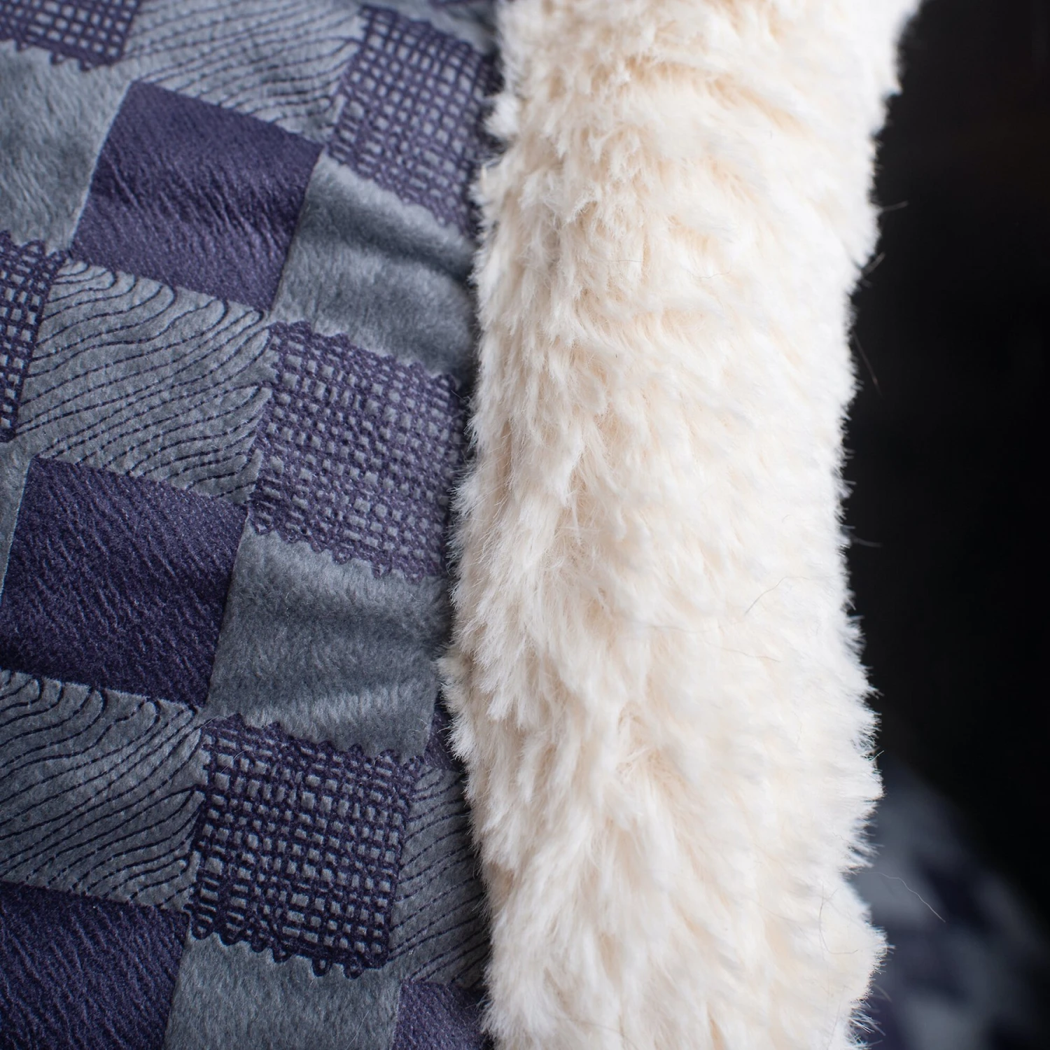 Armarkat Cuddle Cave Dog & Cat Bed, Blue Checkered 10 Armarkat Cuddle Cave Dog & Cat Bed, Blue Checkered - Image 8