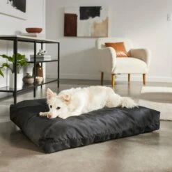 Frisco Durable Faux Gusset Dog & Cat Bed