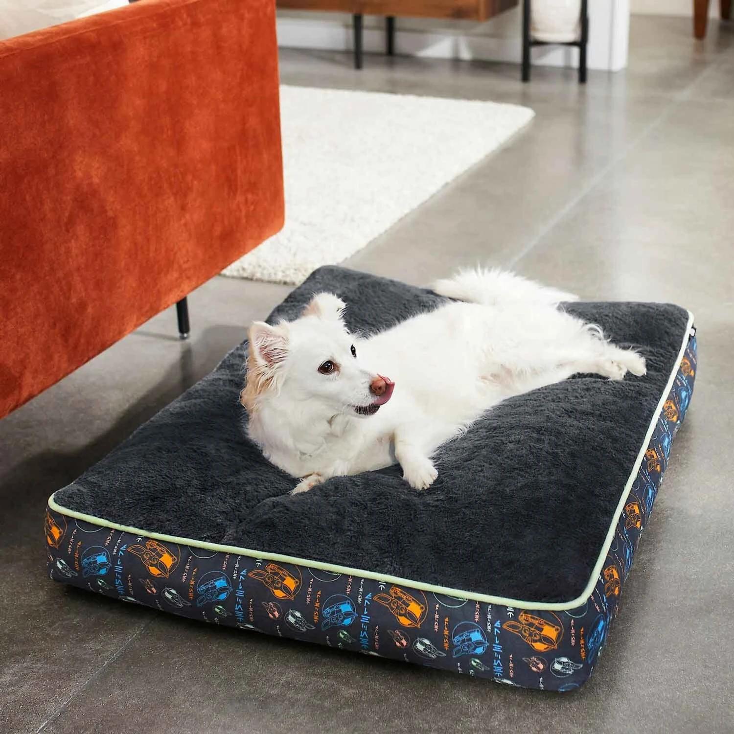 STAR WARS THE MANDALORIAN GROGU Pillow Cat & Dog Bed & STAR WARS THE MANDALORIAN GROGU Bolster Cat & Dog Bed 7 STAR WARS THE MANDALORIAN GROGU Pillow Cat & Dog Bed & STAR WARS THE MANDALORIAN GROGU Bolster Cat & Dog Bed - Image 5