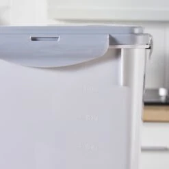 Hanamya Container With Measuring Cup Dog & Cat Food Storage -Dog Supplies 665774 PT5. AC SS1800 V1665526189