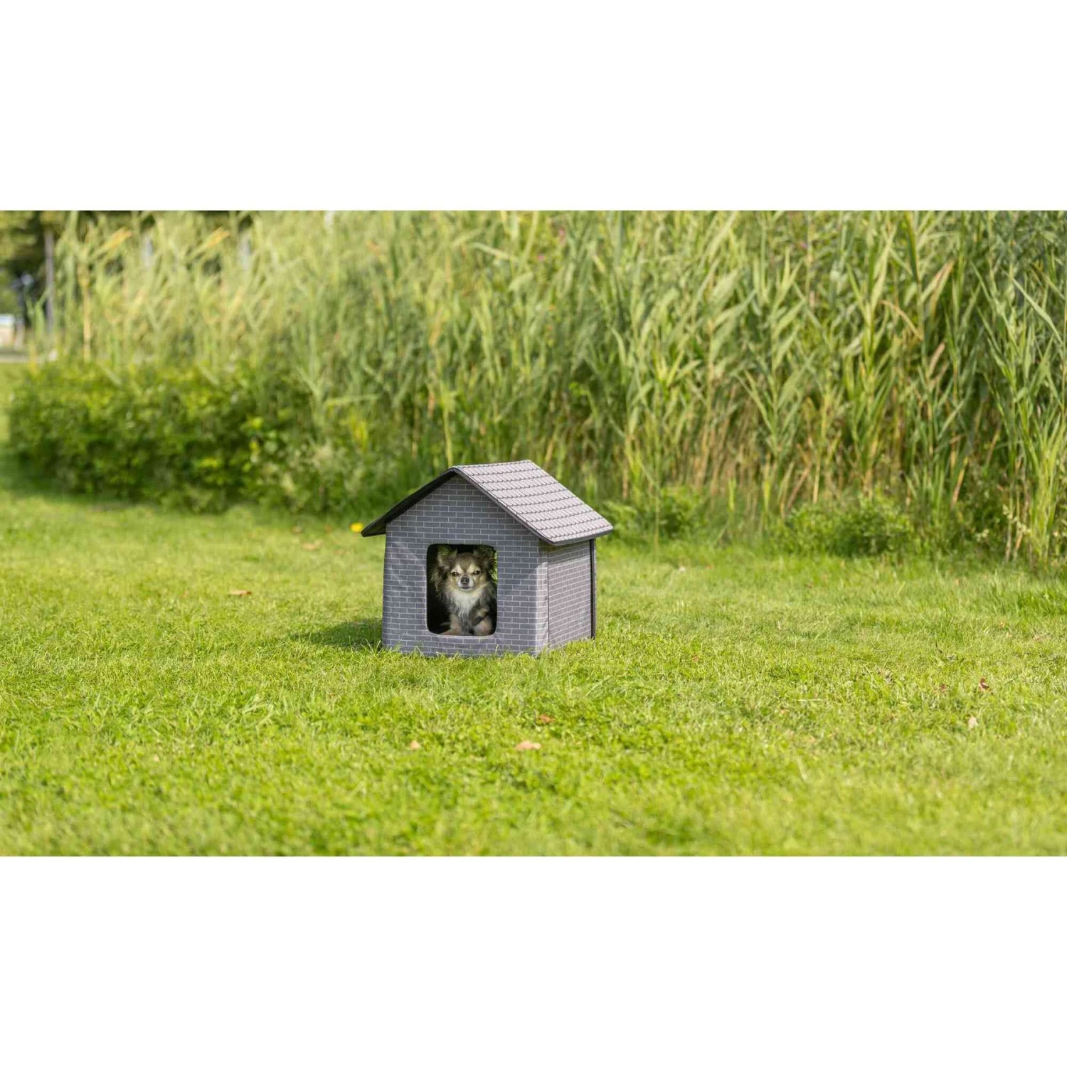 TRIXIE Insulated Outdoor Cat & Dog House, Gray 5 TRIXIE Insulated Outdoor Cat & Dog House, Gray - Image 3