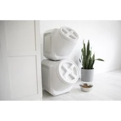 Gamma2 Vittles Vault Stackable Pet Food Storage -Dog Supplies 73481 PT3. AC SS1800 V1445890029