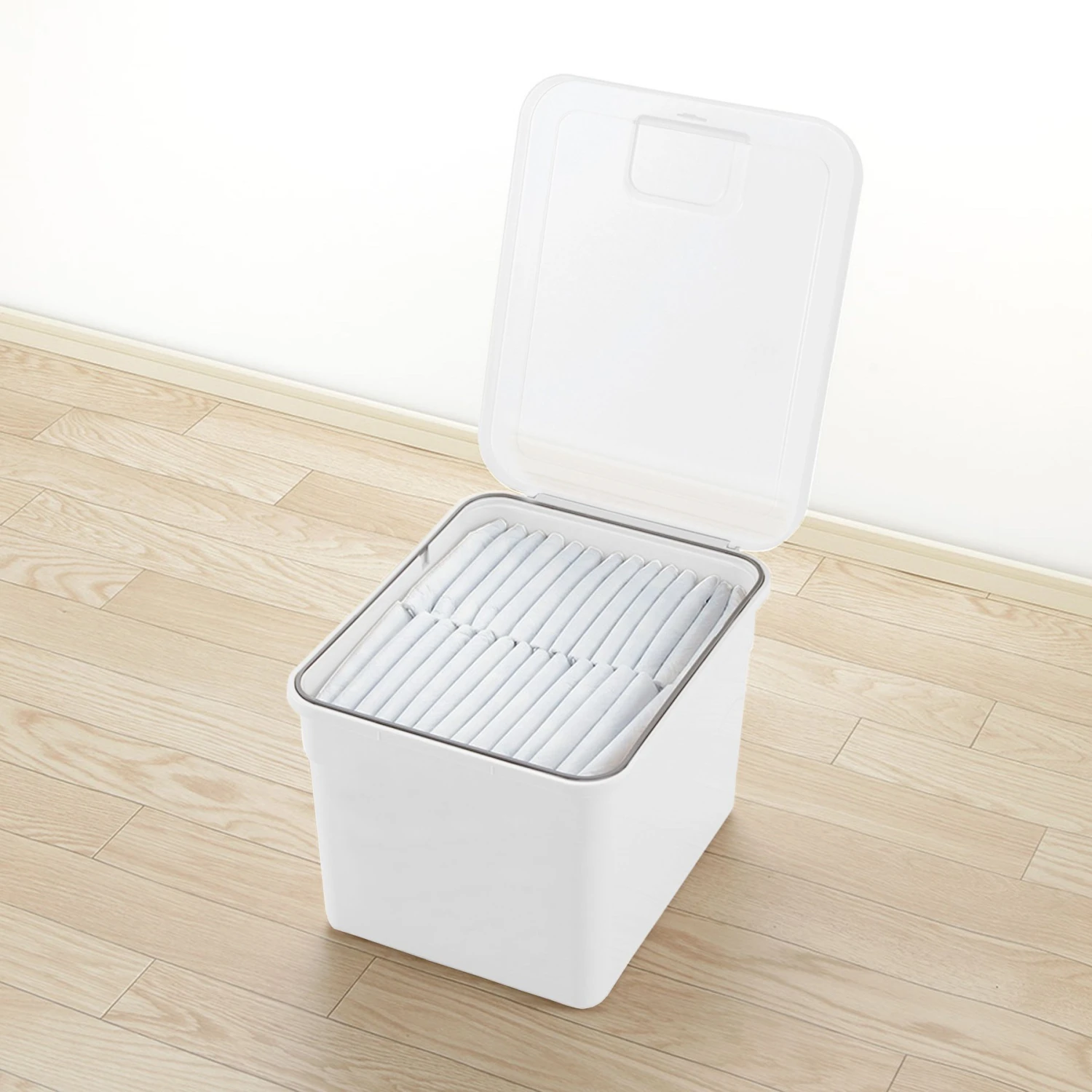 Richell Stuff Dog & Cat Container 4 Richell Stuff Dog & Cat Container - Image 2